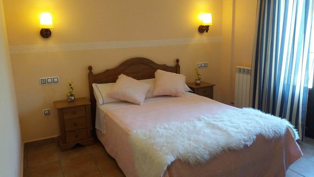 Hotel Valdevecar Albarracín エクステリア 写真