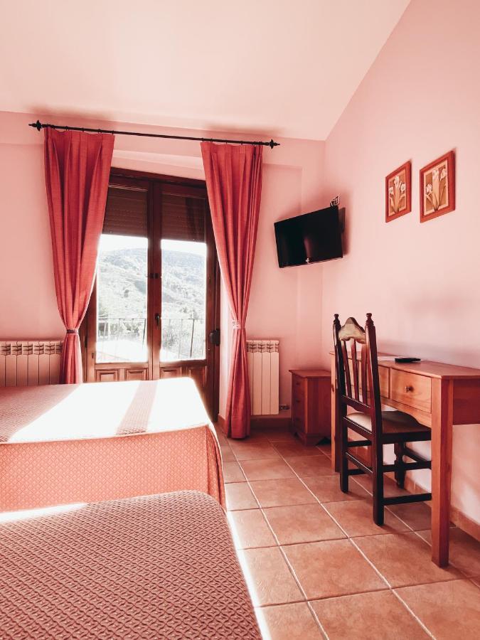 Hotel Valdevecar Albarracín エクステリア 写真