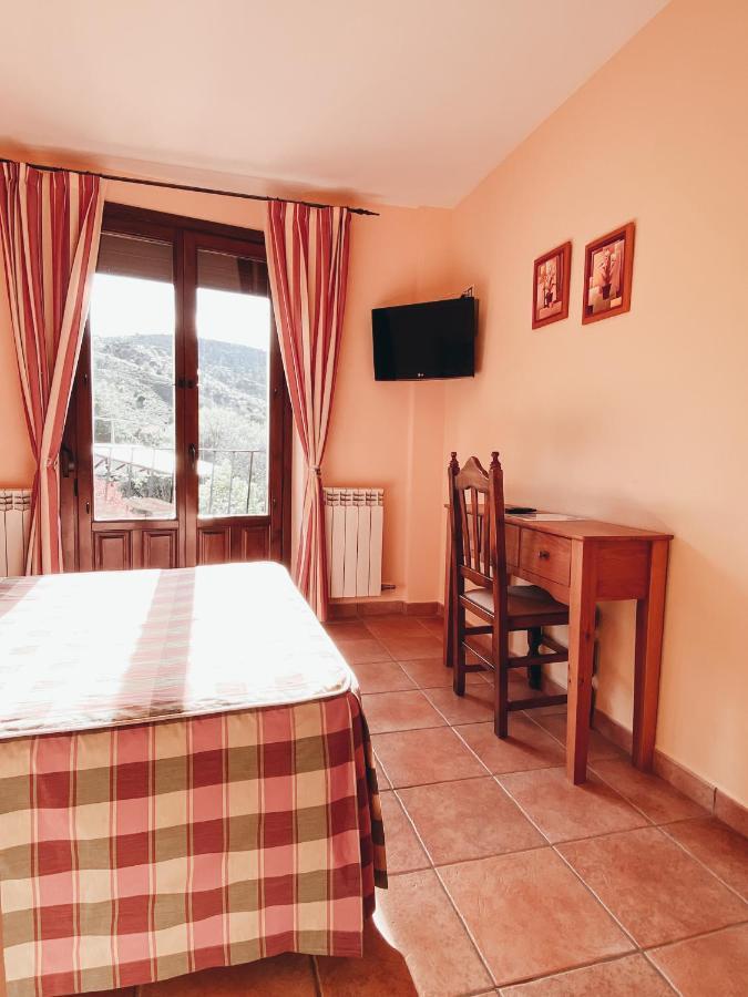 Hotel Valdevecar Albarracín エクステリア 写真
