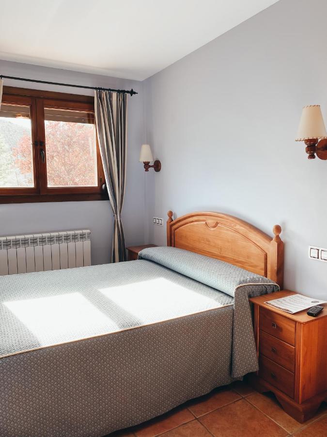 Hotel Valdevecar Albarracín エクステリア 写真