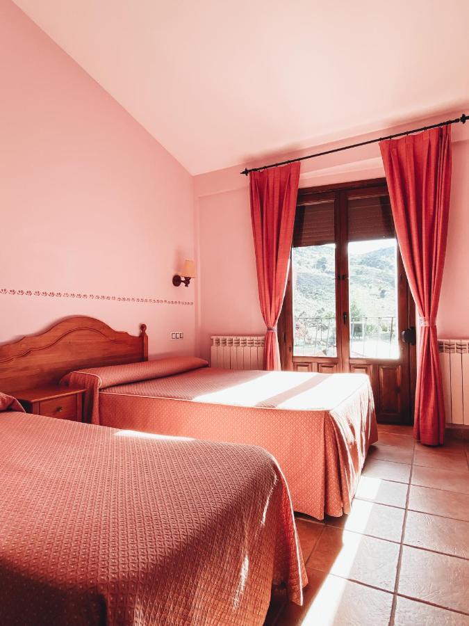 Hotel Valdevecar Albarracín エクステリア 写真